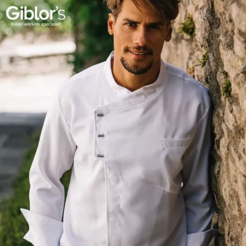 Linato-Giblors-Emanuel-K8G00731-1.webp