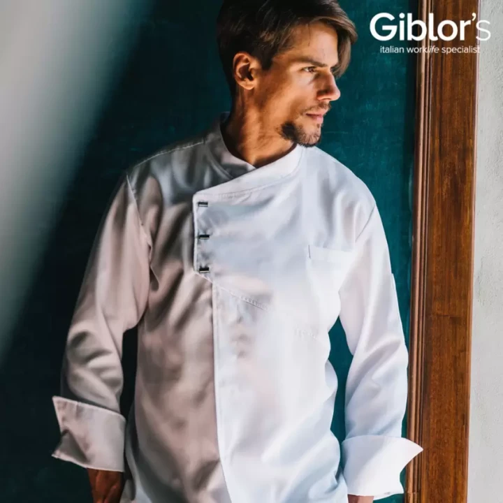 Linato-Giblors-Emanuel-K8G00731-2.webp